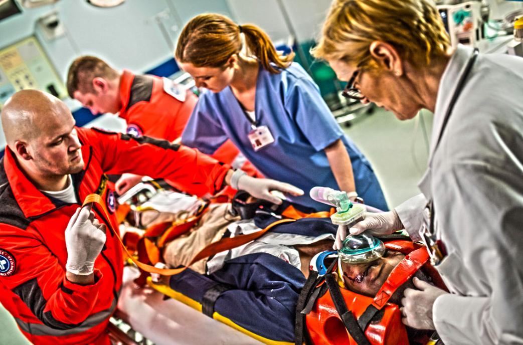 How Can Paramedics Collaborate with Other Healthcare Professionals to Manage Their Reputation?